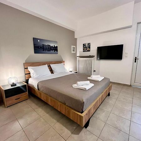 Lia'S Luxury Apartment - Near Airport Коропион Экстерьер фото