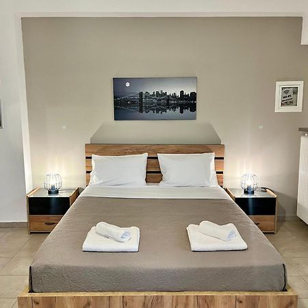 Lia'S Luxury Apartment - Near Airport Коропион Экстерьер фото