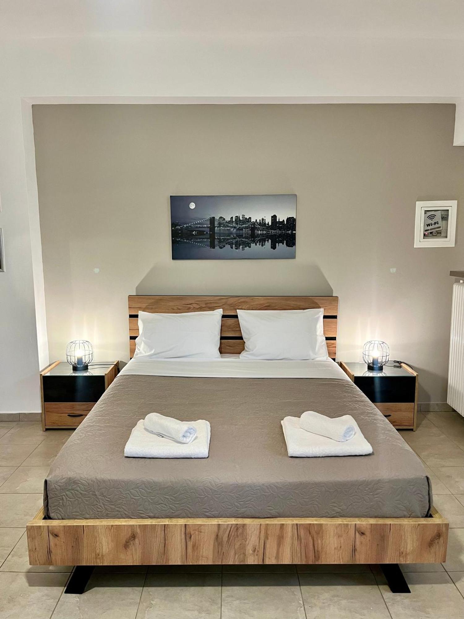 Lia'S Luxury Apartment - Near Airport Коропион Экстерьер фото